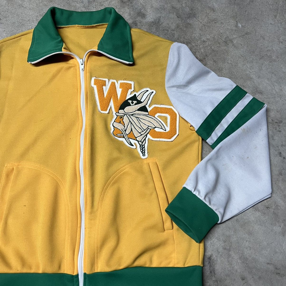 Vintage Vintage 60’s “Vikings” 🇺🇸 Chain-Stitch Letterman Track Jacket Size US L / EU 52-54 / 3 - 1 Thumbnail