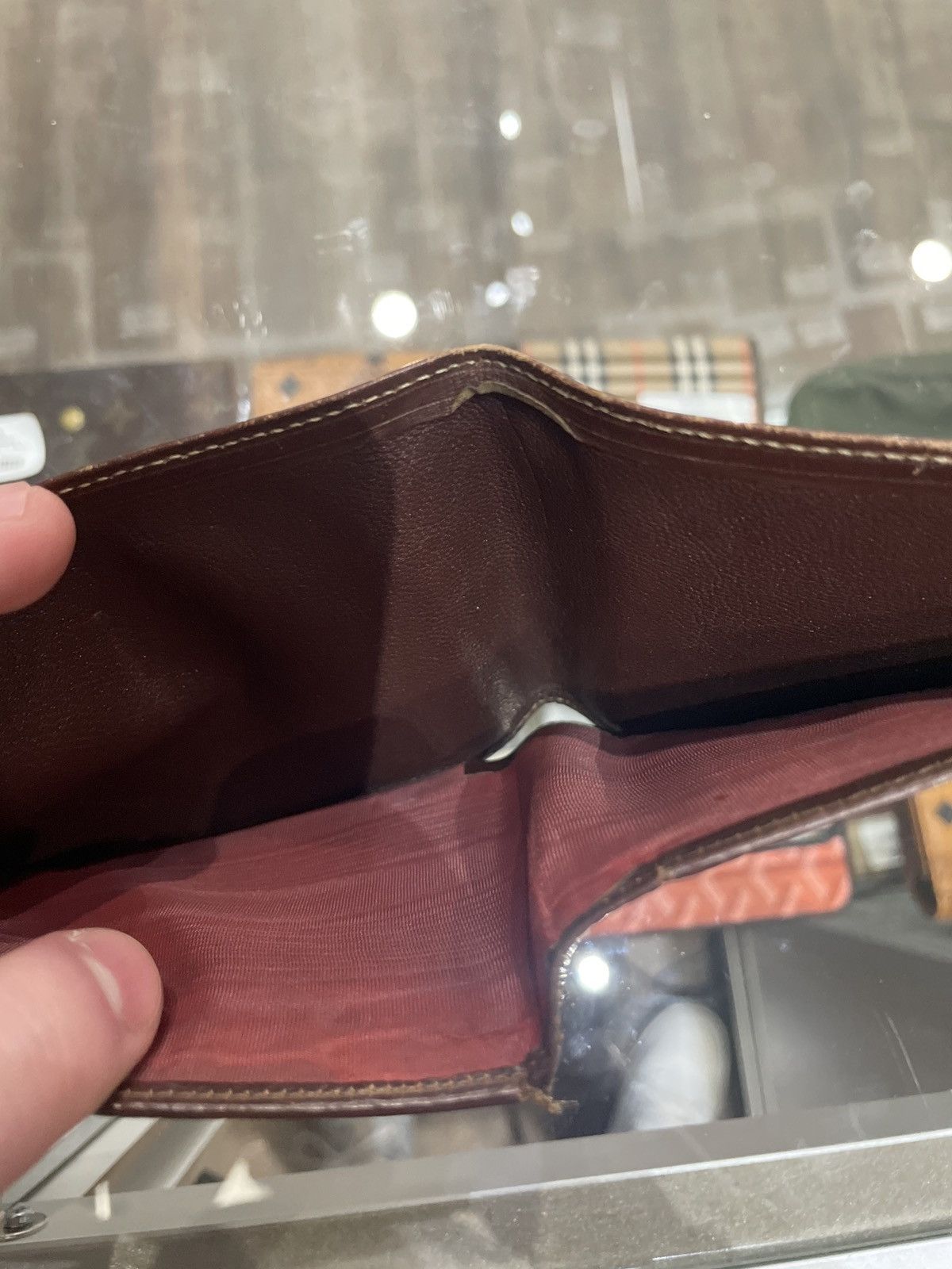 Yves Saint Laurent Yves Saint Laurent Brown Leather Bifold Size ONE SIZE - 2 Thumbnail