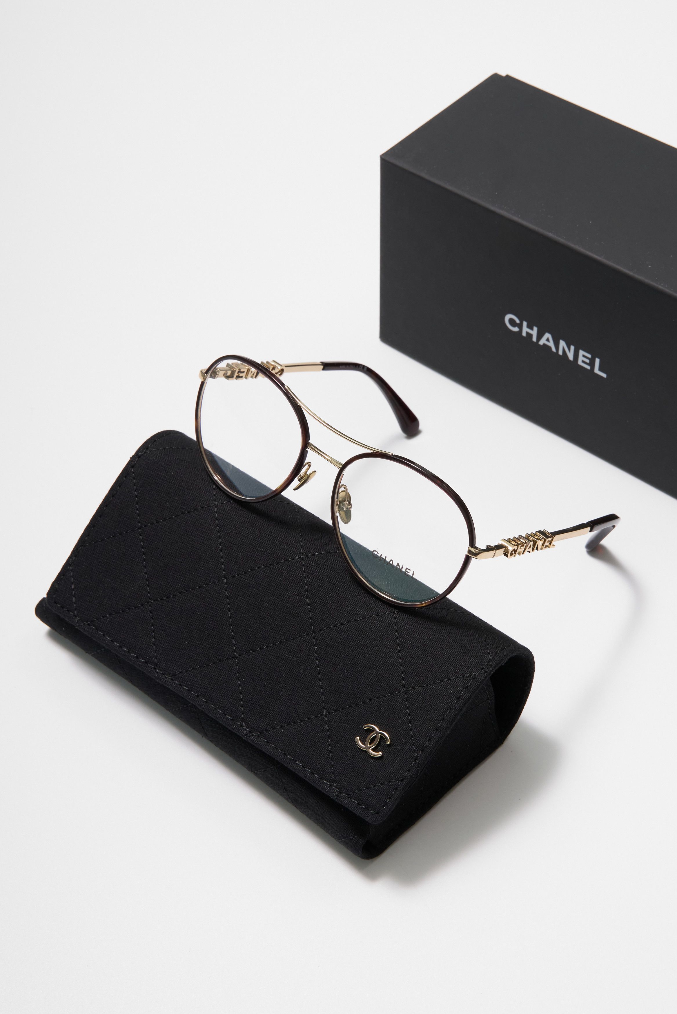 Chanel Chanel Pilot Eyeglasses Size ONE SIZE - 1 Thumbnail