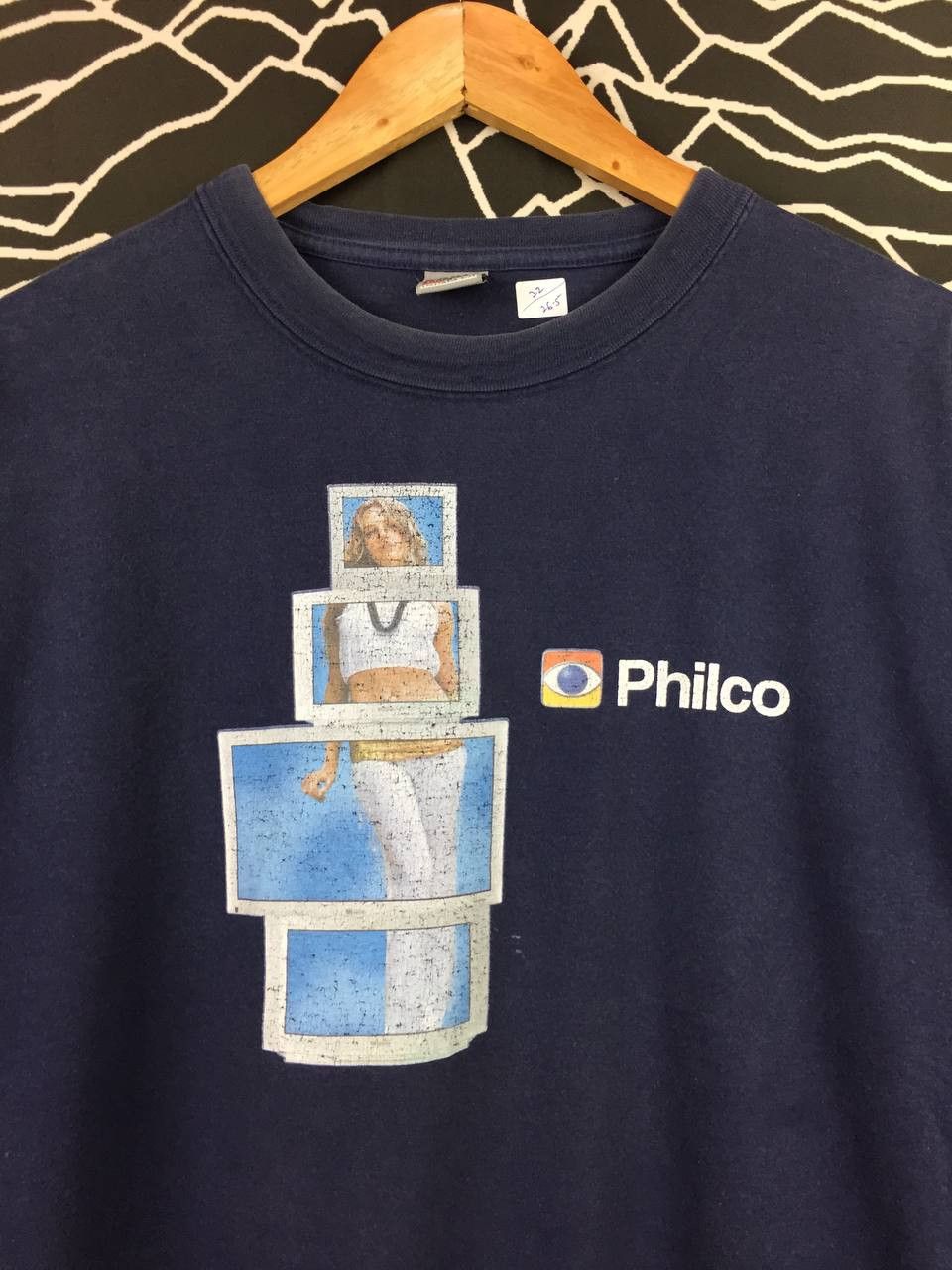 Vintage Vtg Philco Electronics Manufacturer Pioneer TV & Radio Tee Size US L / EU 52-54 / 3 - 3 Thumbnail