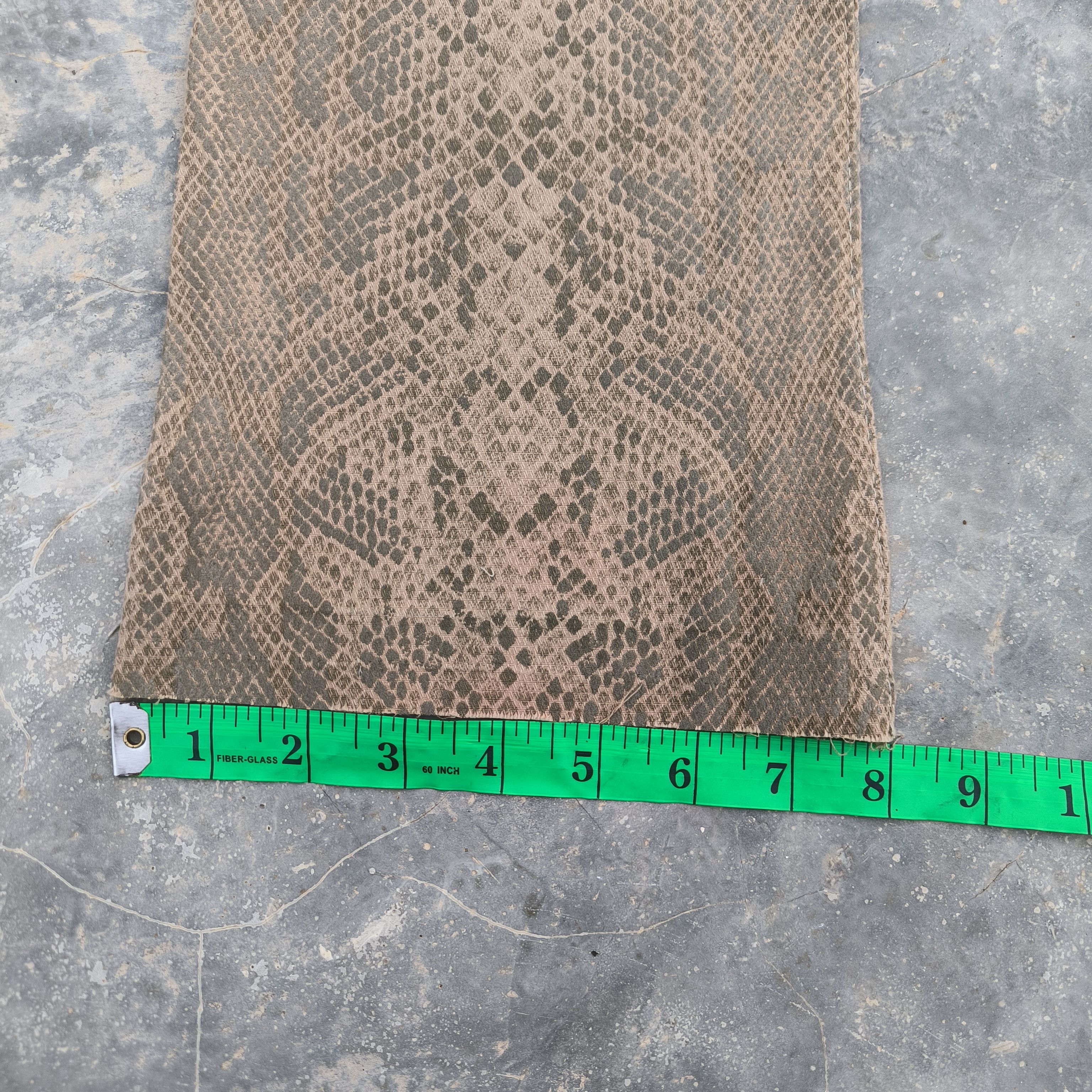 If Six Was Nine Stretchy flared Full printed Python Snake Skin Size 27" / US 4 / IT 40 - 15 Thumbnail