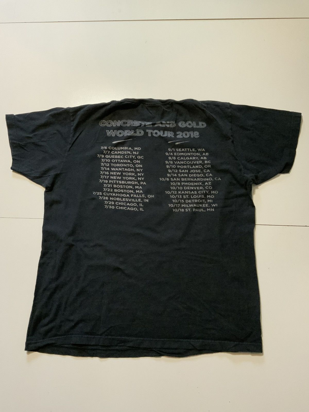 Band Tees Foo Fighters Concrete & Gold World Tour Rock Band T-Shirt Size US L / EU 52-54 / 3 - 3 Thumbnail