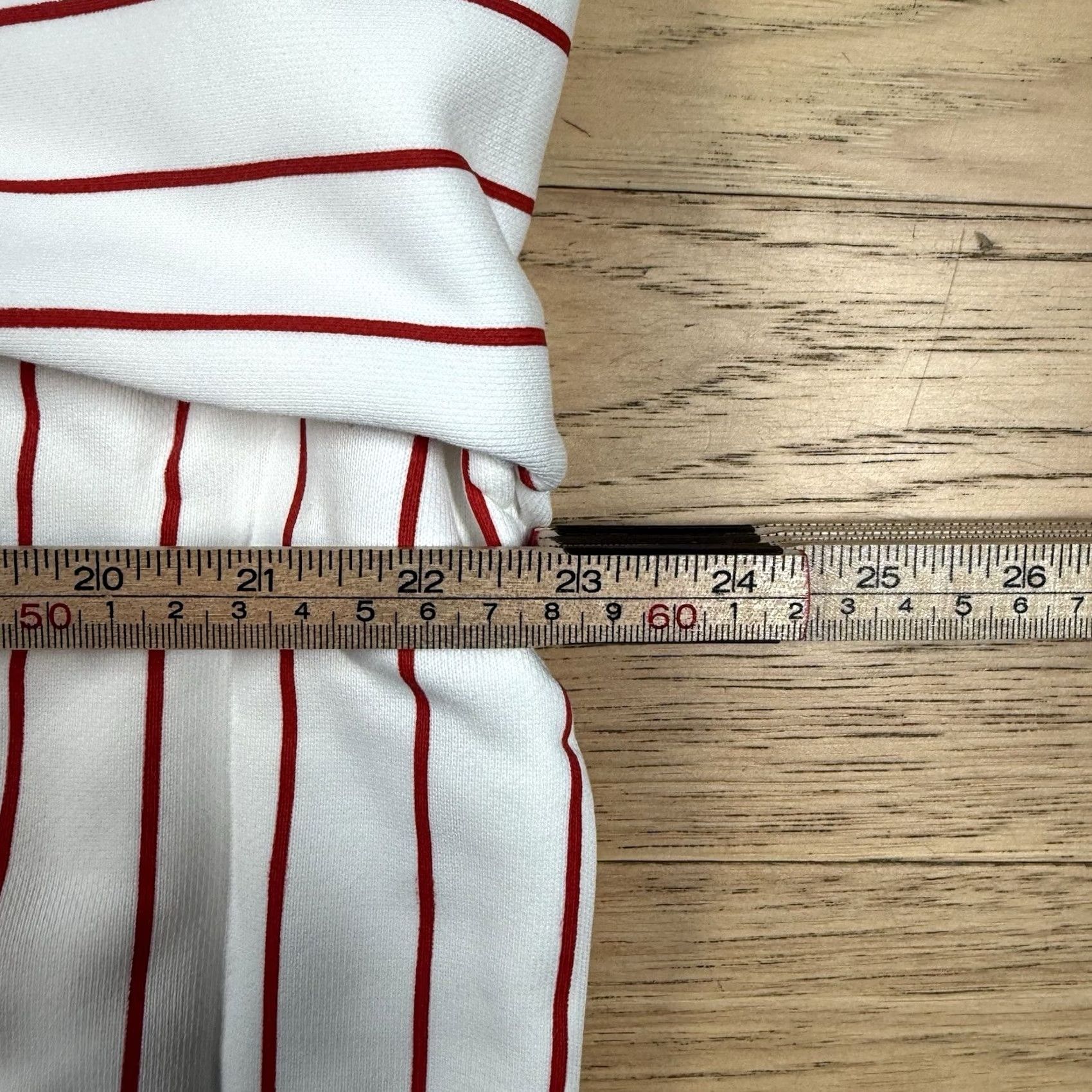 Vintage VINTAGE NWOT Bogey Boys Macklemore Crewneck Sweater Mens Large Red White Pinstripe Size US L / EU 52-54 / 3 - 5 Thumbnail