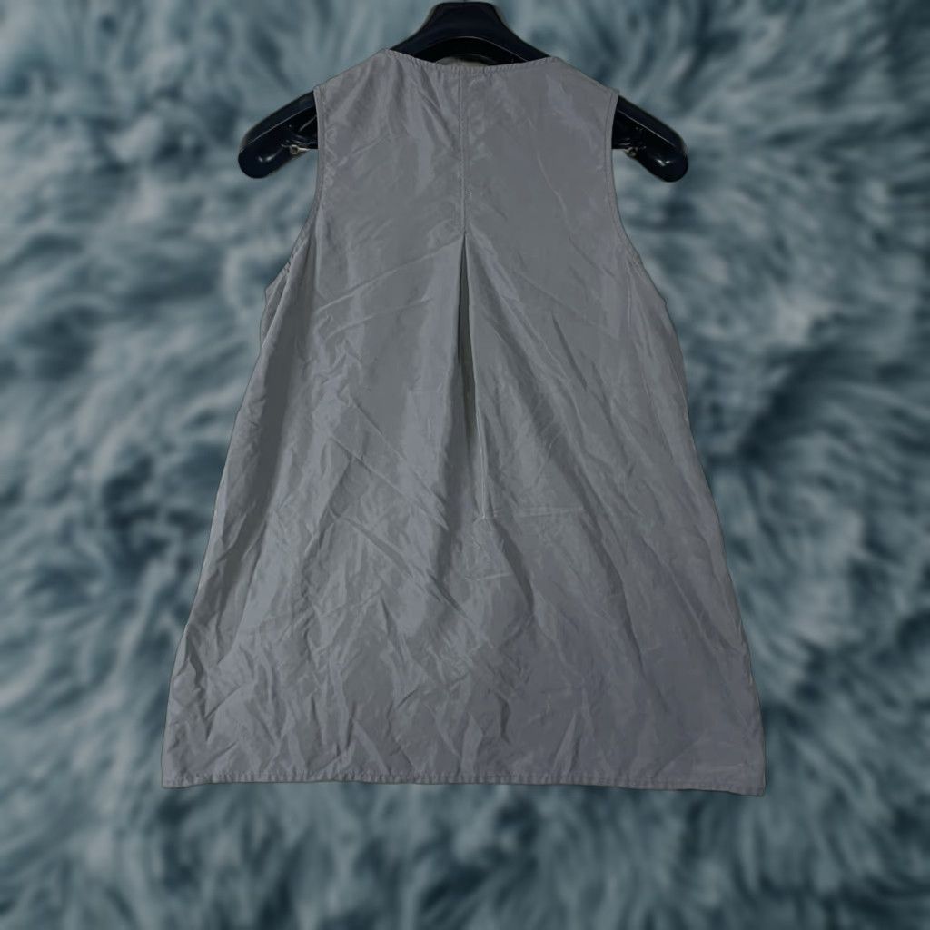 Vintage RO&DE Tank Shirt Women M Gray Sleeveless V-Neck Casual Blouse Medium Regular Knit Modal Polyester Blend Size M / US 6-8 / IT 42-44 - 1 Thumbnail