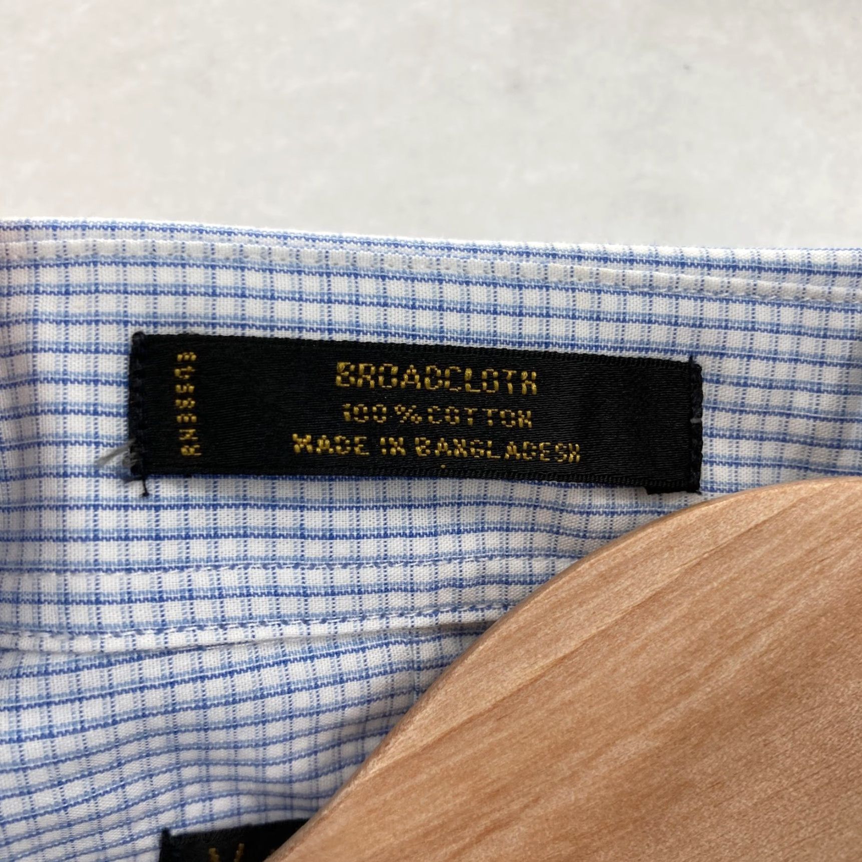 Van Heusen Van Heusen Shirt Mens 16 34/35 Blue Check Broadcloth Button-Down Dress Cotton Shirt Mens Size 42R - 3 Thumbnail