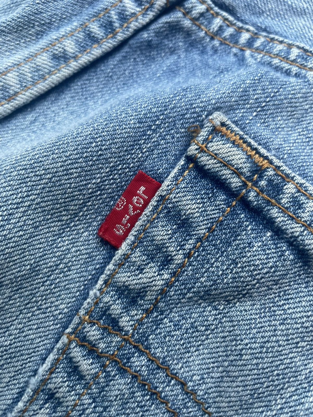 Levi's × Vintage Vintage 2005 Levis 501 e Faded Distressed Size US 32 / EU 48 - 16 Thumbnail