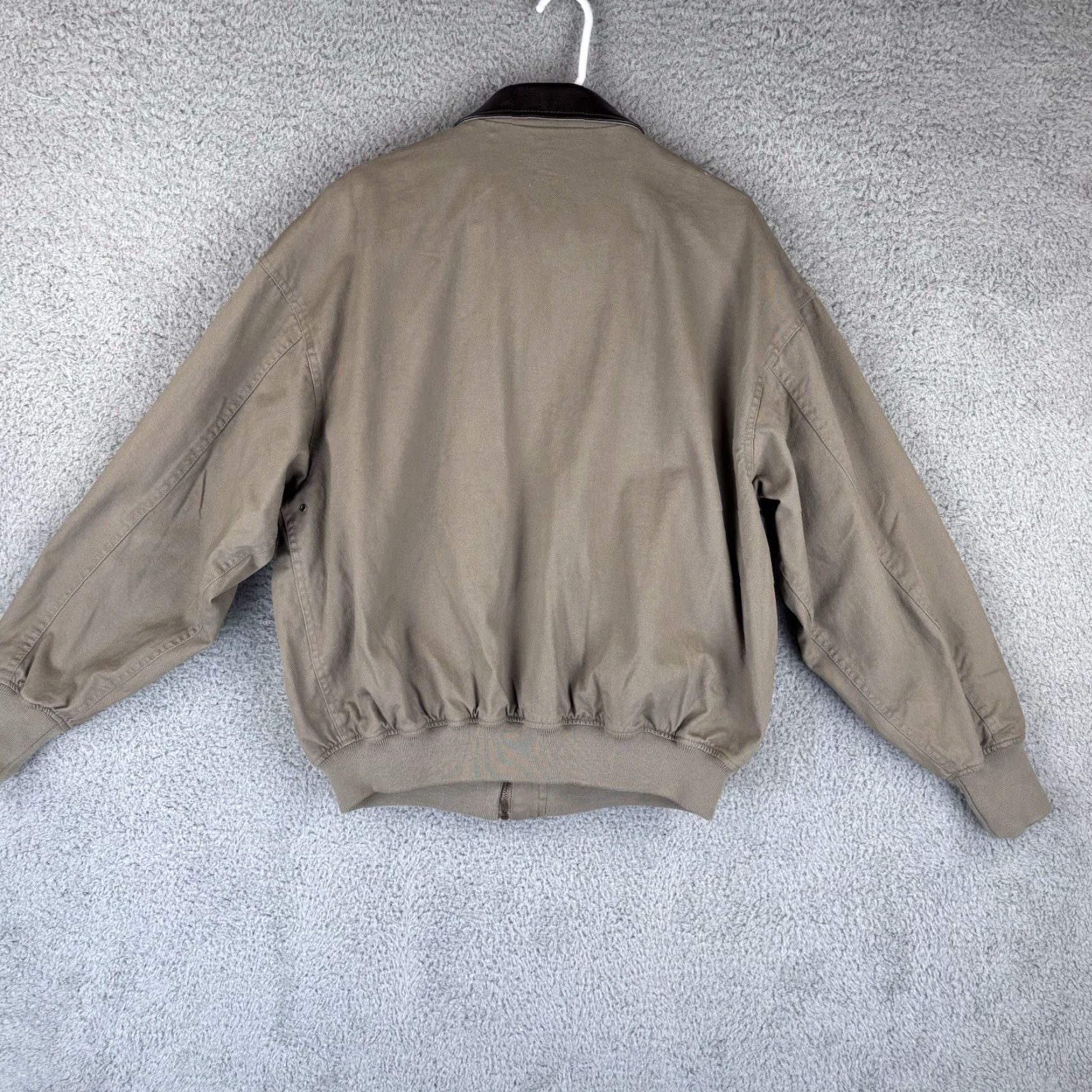 Vintage **Museum Of the Bible Brown Bomber Jacket Mens Medium** User: Museum Of the Bible Brown Bomber Jacket Mens Medium Size US M / EU 48-50 / 2 - 6 Thumbnail