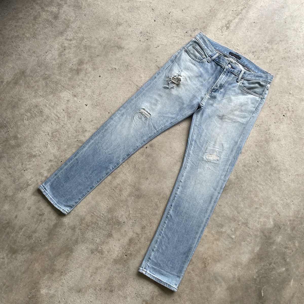 Japanese Brand Vintage Japanese Ripped Wash Blue Faded Skinny Jeans Pants Size US 32 / EU 48 - 2 Thumbnail