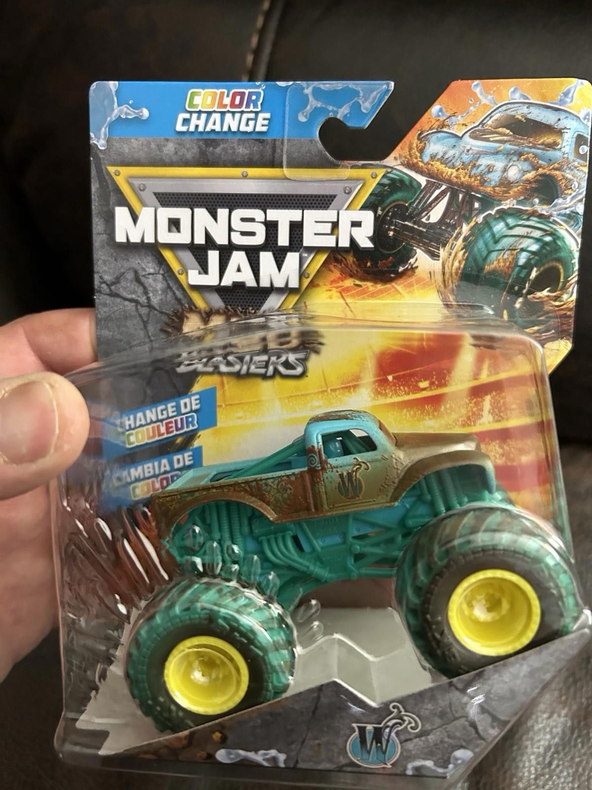 Other New Monster Jam Mud Blasters Color Change WHIPLASH 1:64 Size ONE SIZE - 2 Thumbnail