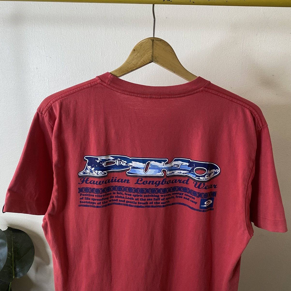 Vintage Vintage 2000s Piko Surf Tee Quiksilver Mambo Bronzeage Size US M / EU 48-50 / 2 - 2 Thumbnail