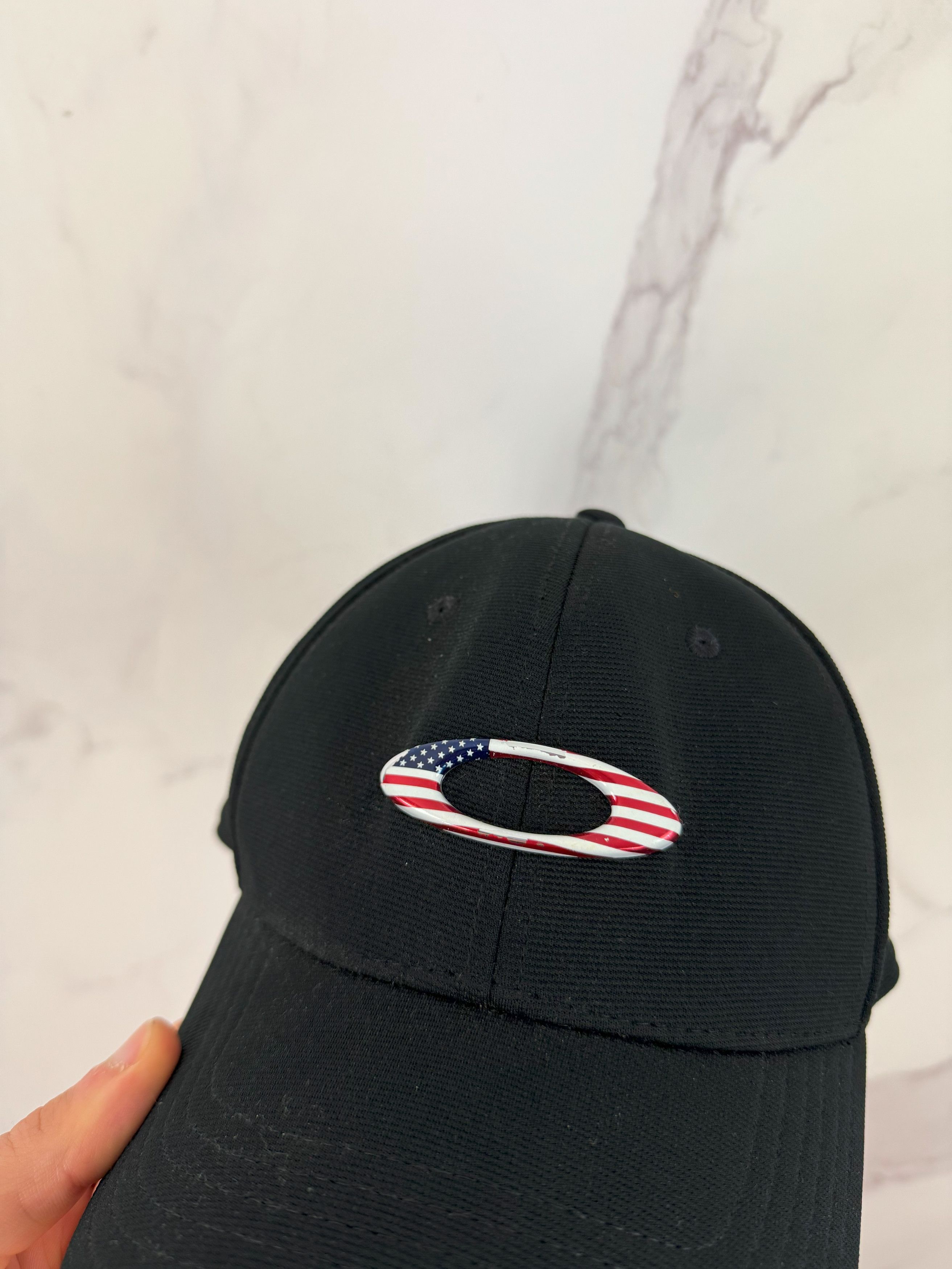 Oakley Oakley USA Flag Logo Cap Metal Emblem Baseball Hat Size ONE SIZE - 8 Thumbnail