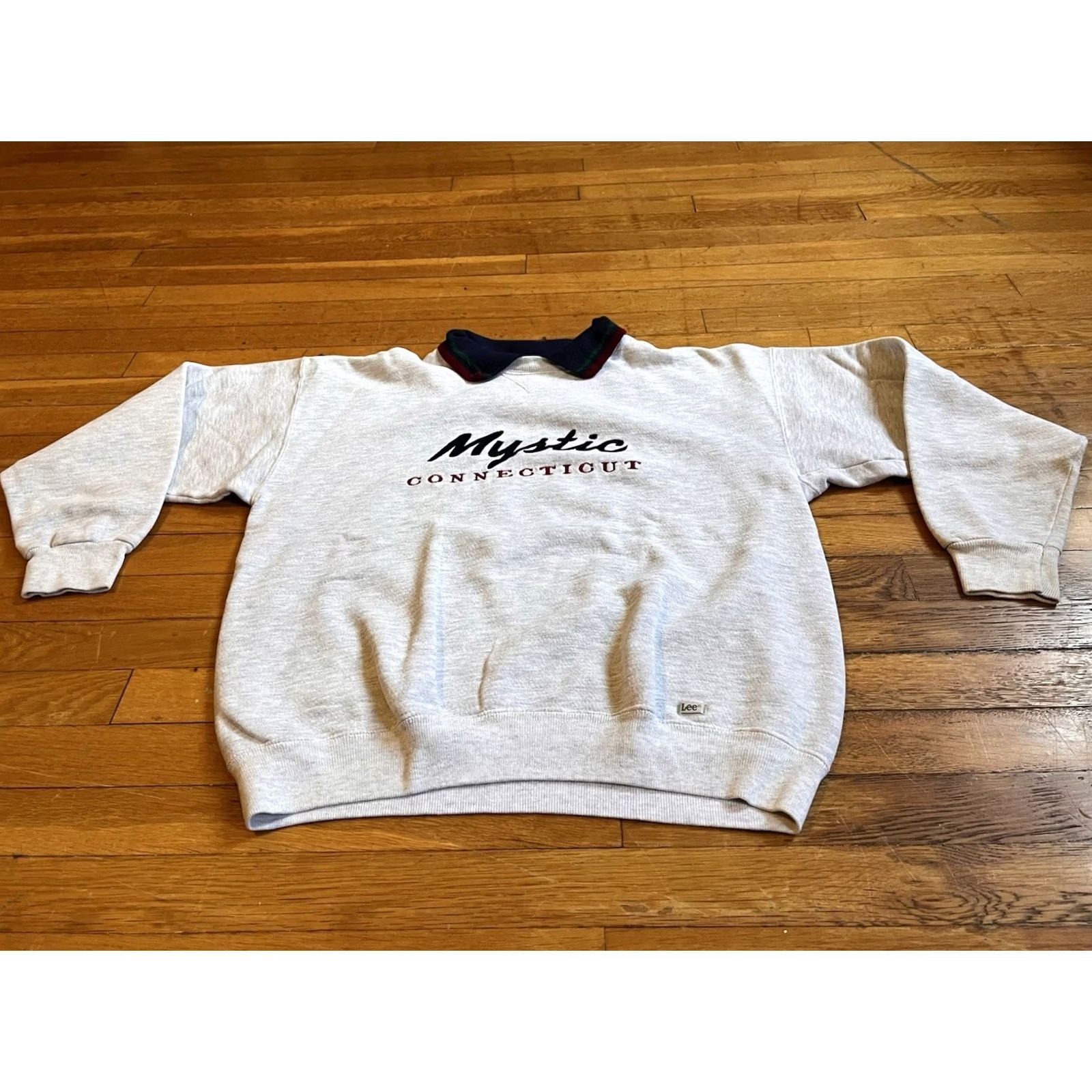 Vintage VINTAGE Mystic Connecticut Collared Sweater Men’s Large Grey 90s City Retro Graphic Print Size US L / EU 52-54 / 3 - 2 Thumbnail