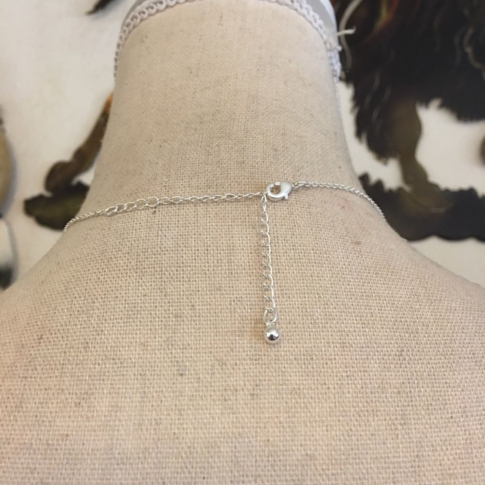 Jewelry Opalescent inlaid silver tone bar necklace Size ONE SIZE - 5 Thumbnail