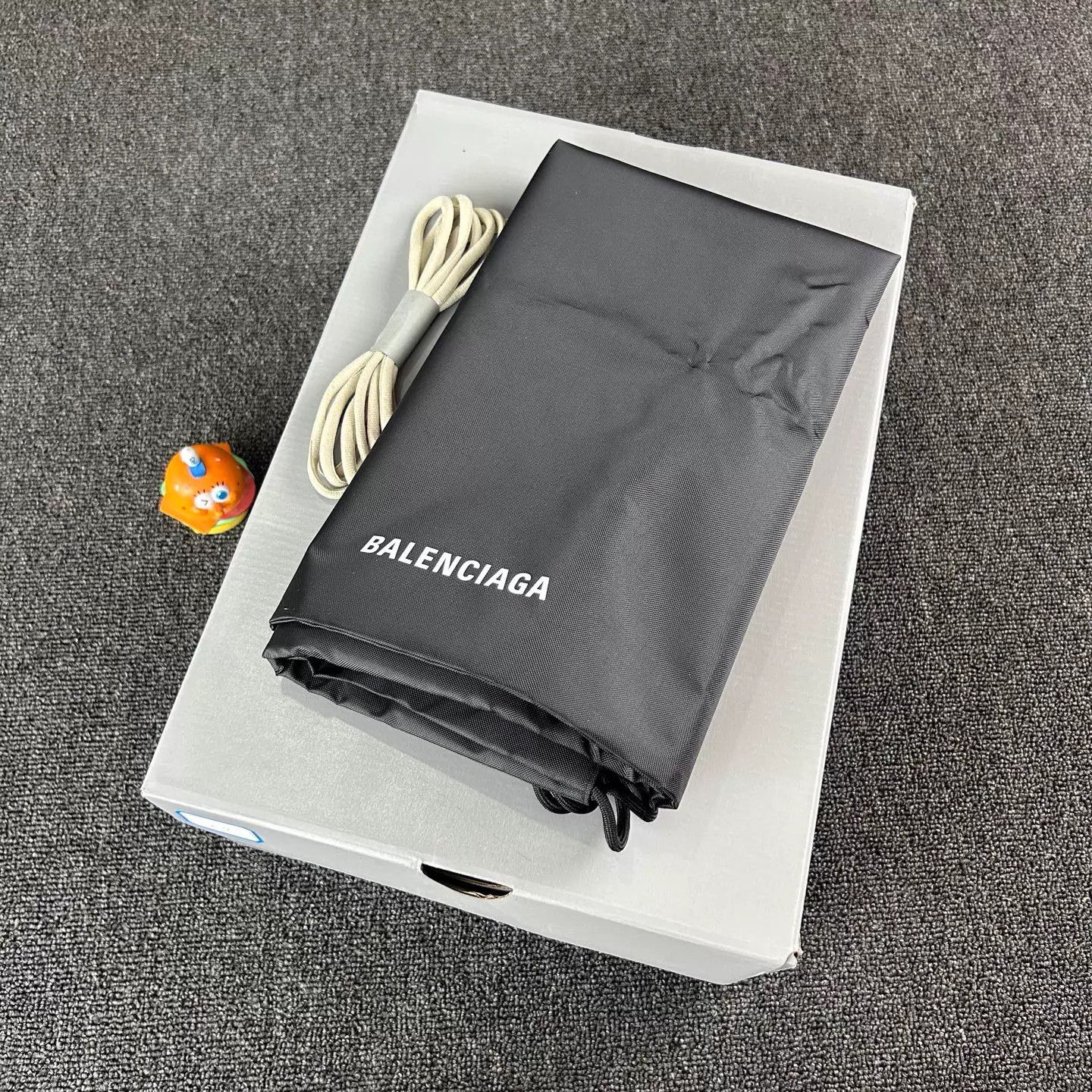 Balenciaga Balenciaga Gray Tire Shoes EU40 Near Mint OG Box/Extras Size US 10 / EU 43 - 8 Thumbnail