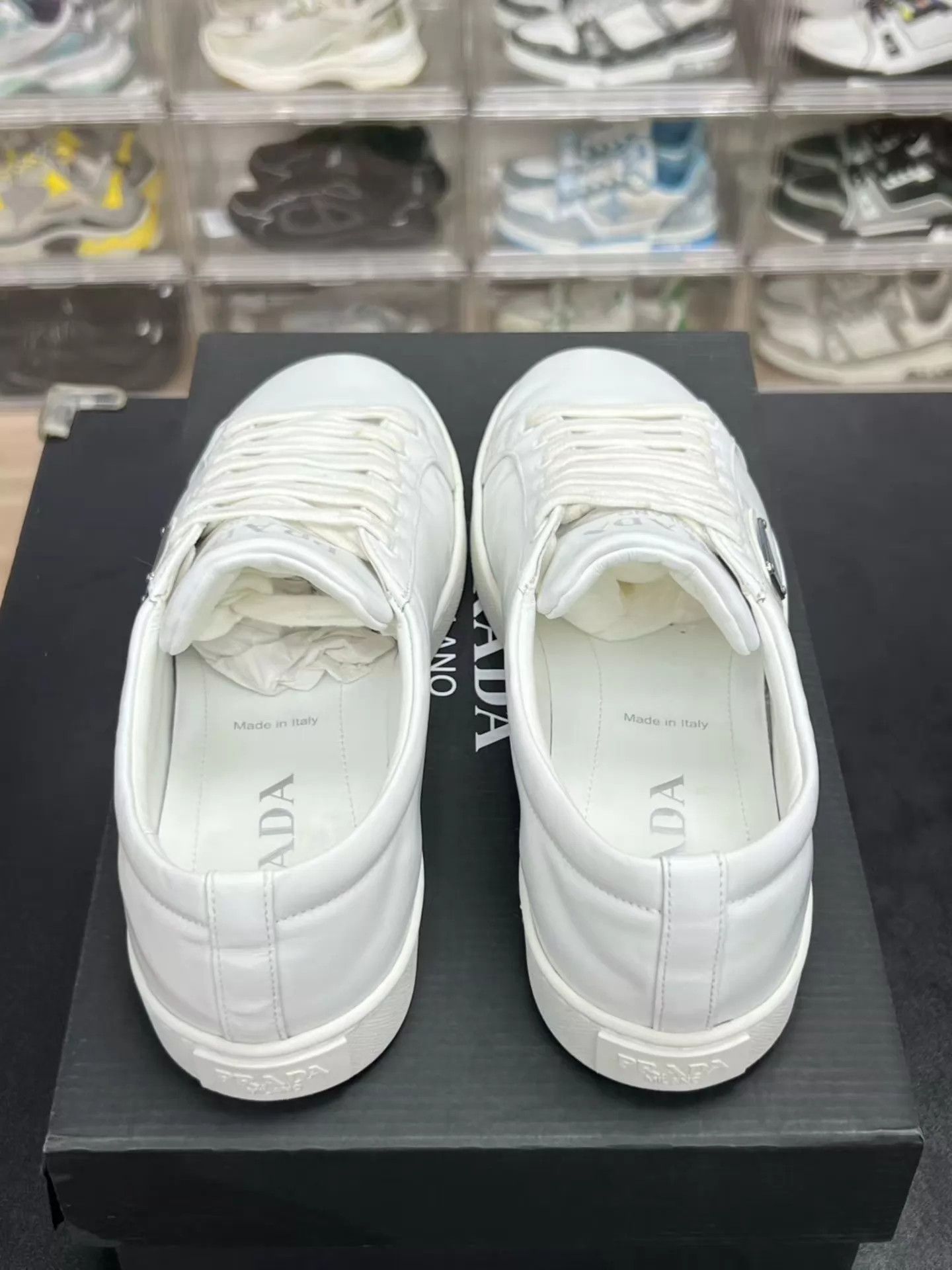 Prada PRADA Leather Low Top Sneakers 41.5 EU Near New Size US 8.5 / EU 41-42 - 7 Thumbnail