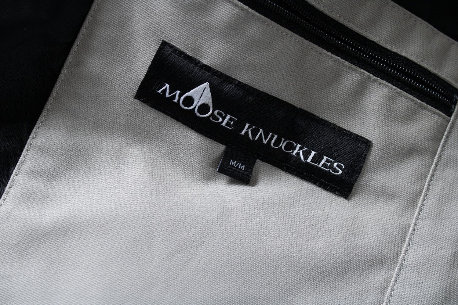 Moose Knuckles Moose Knuckles, Quilted vest in beige Size US M / EU 48-50 / 2 - 6 Thumbnail