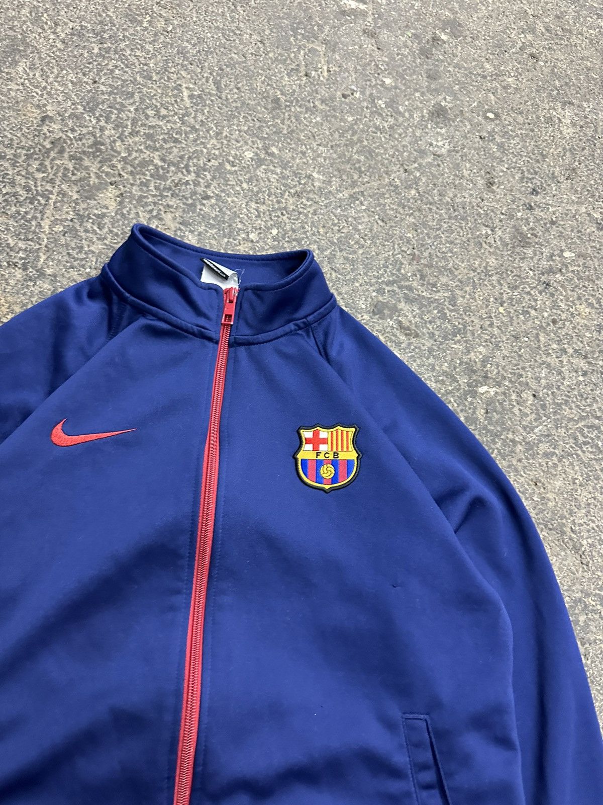 Vintage Y2K Barcelona Nike zip up Size US S / EU 44-46 / 1 - 4 Thumbnail