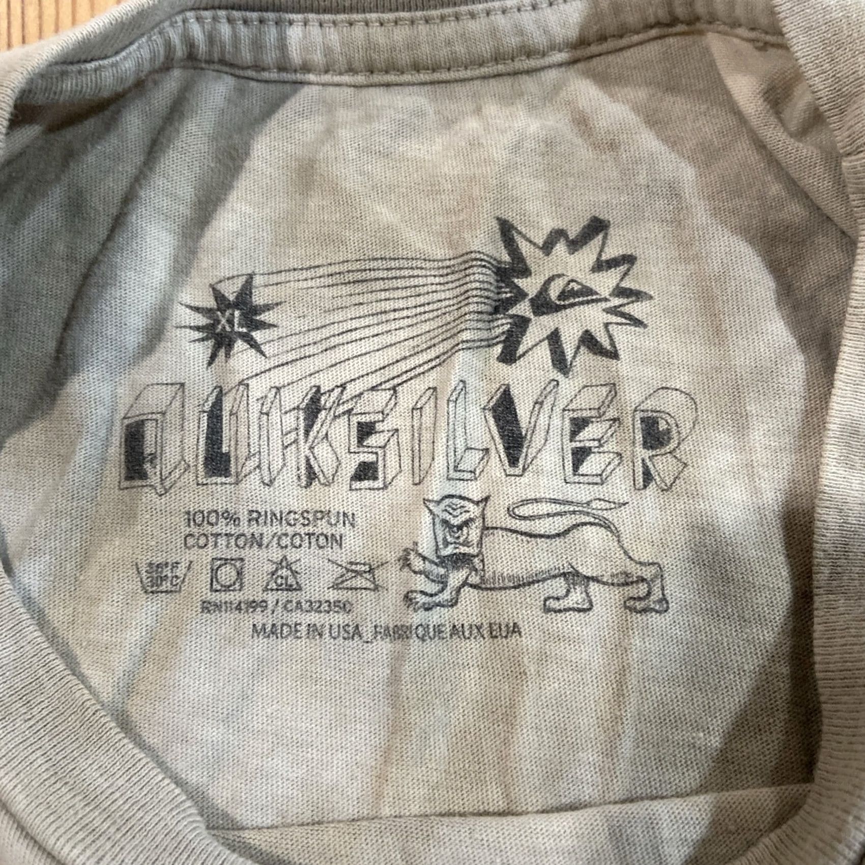 Quiksilver VINTAGE Quiksilver Surfer T-Shirt XL Crew Neck Short Sleeve Cotton USA Brown Logo Men T-Shirt Size US XL / EU 56 / 4 - 3 Thumbnail