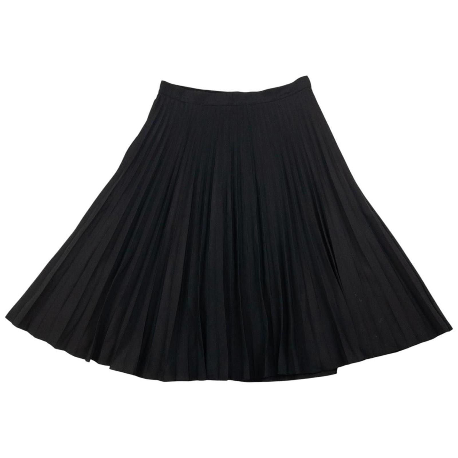 Burberry Vintage Burberry Uniform Pleated Skirt Womens Size W26 Size 42" / US 20 - 1 Thumbnail