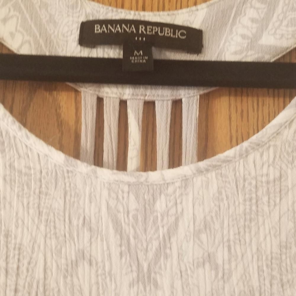 Banana Republic Banana Republic Sleeveless Blouse Size Medium Size M / US 6-8 / IT 42-44 - 2 Thumbnail