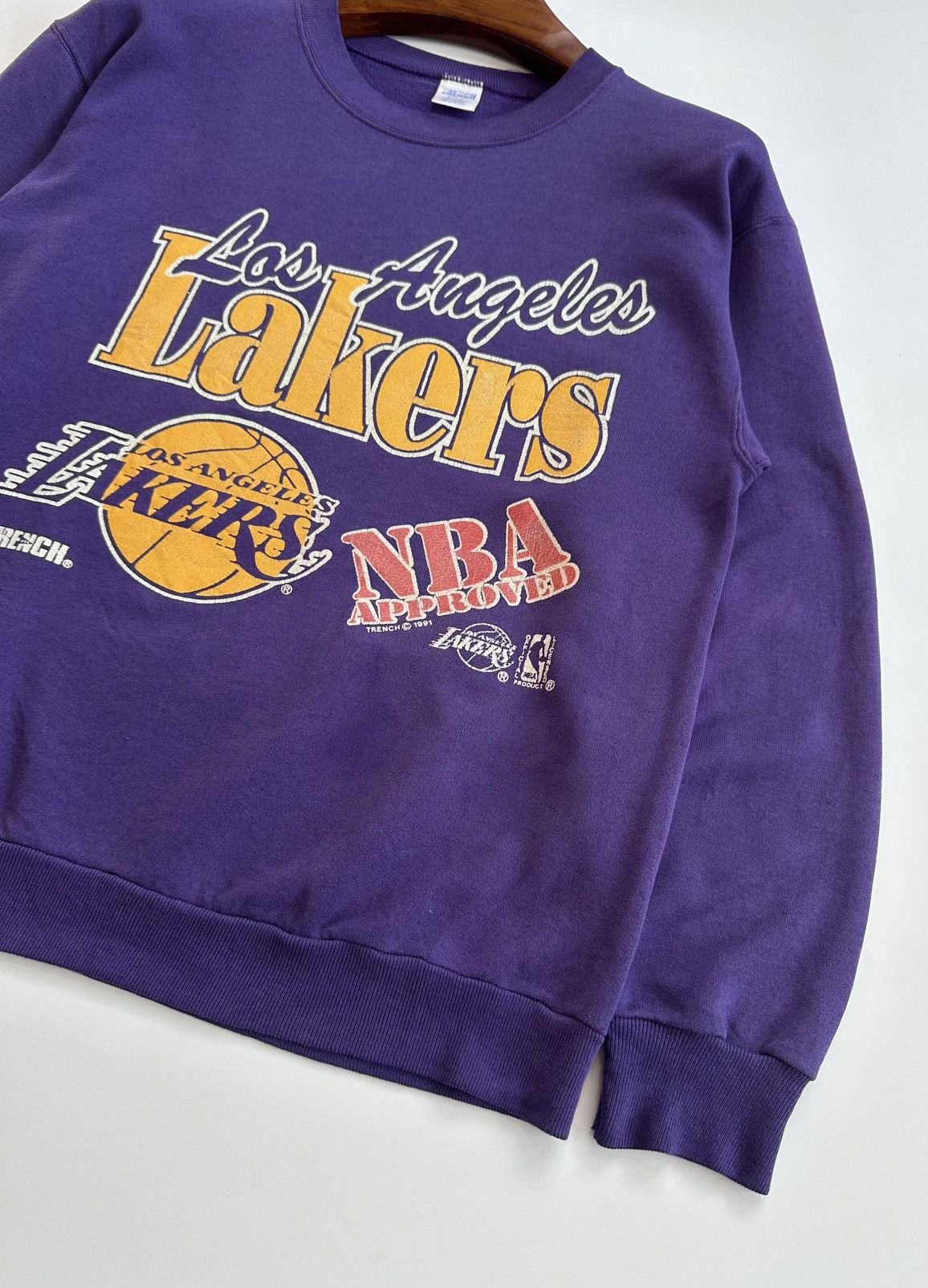 NBA 1991 Vintage LA Lakers NBA Purple Sweatshirt Los Angeles Size US M / EU 48-50 / 2 - 3 Thumbnail