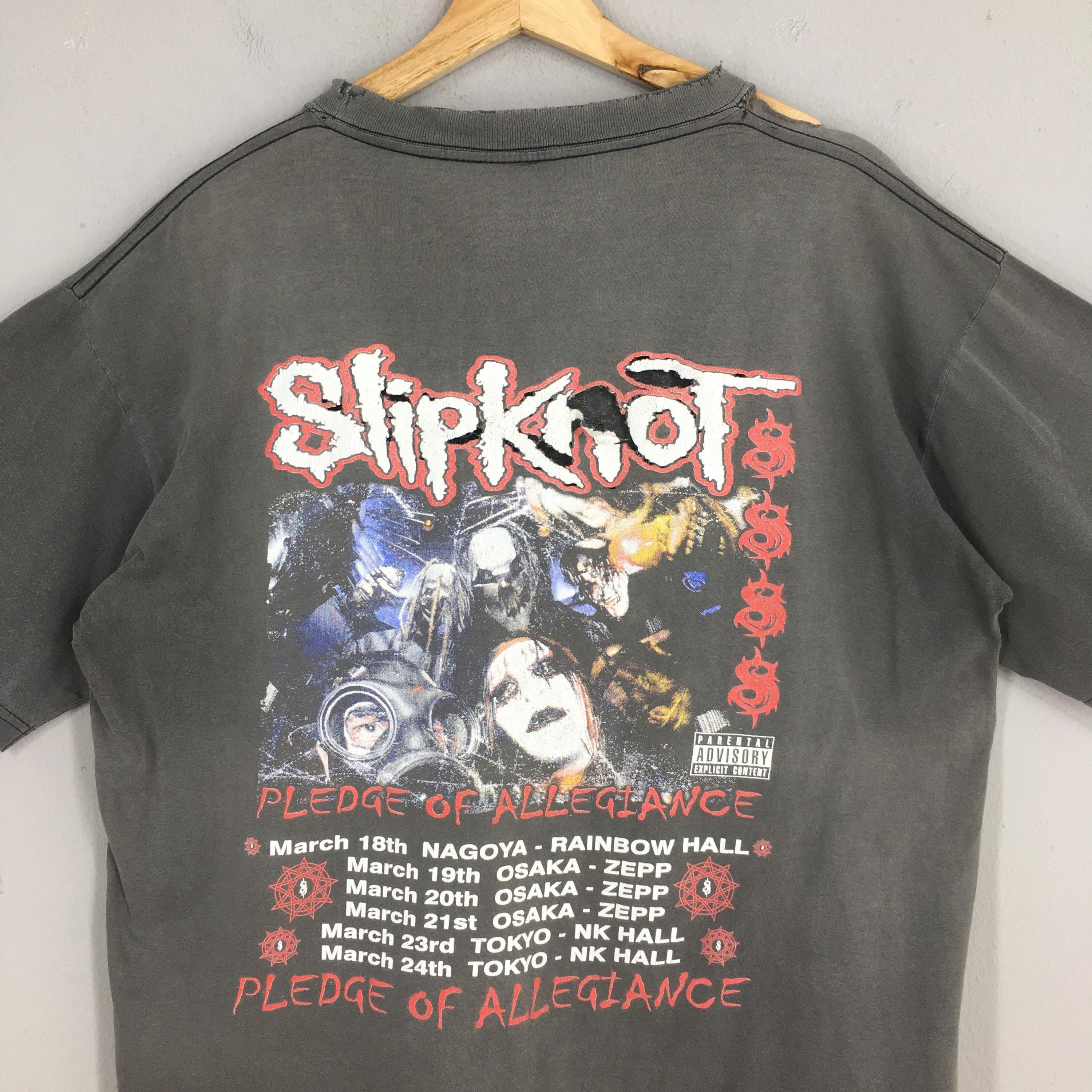 Band Tees × Slipknot 90s Distressed Slipknot Pledge of Allegiance Japan Tour Tee Size US L / EU 52-54 / 3 - 8 Thumbnail