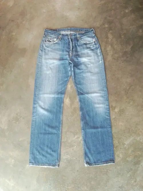 Levi's Vintage Levi's 501 Distressed Jeans 34x32 Size US 34 / EU 50 - 1 Thumbnail