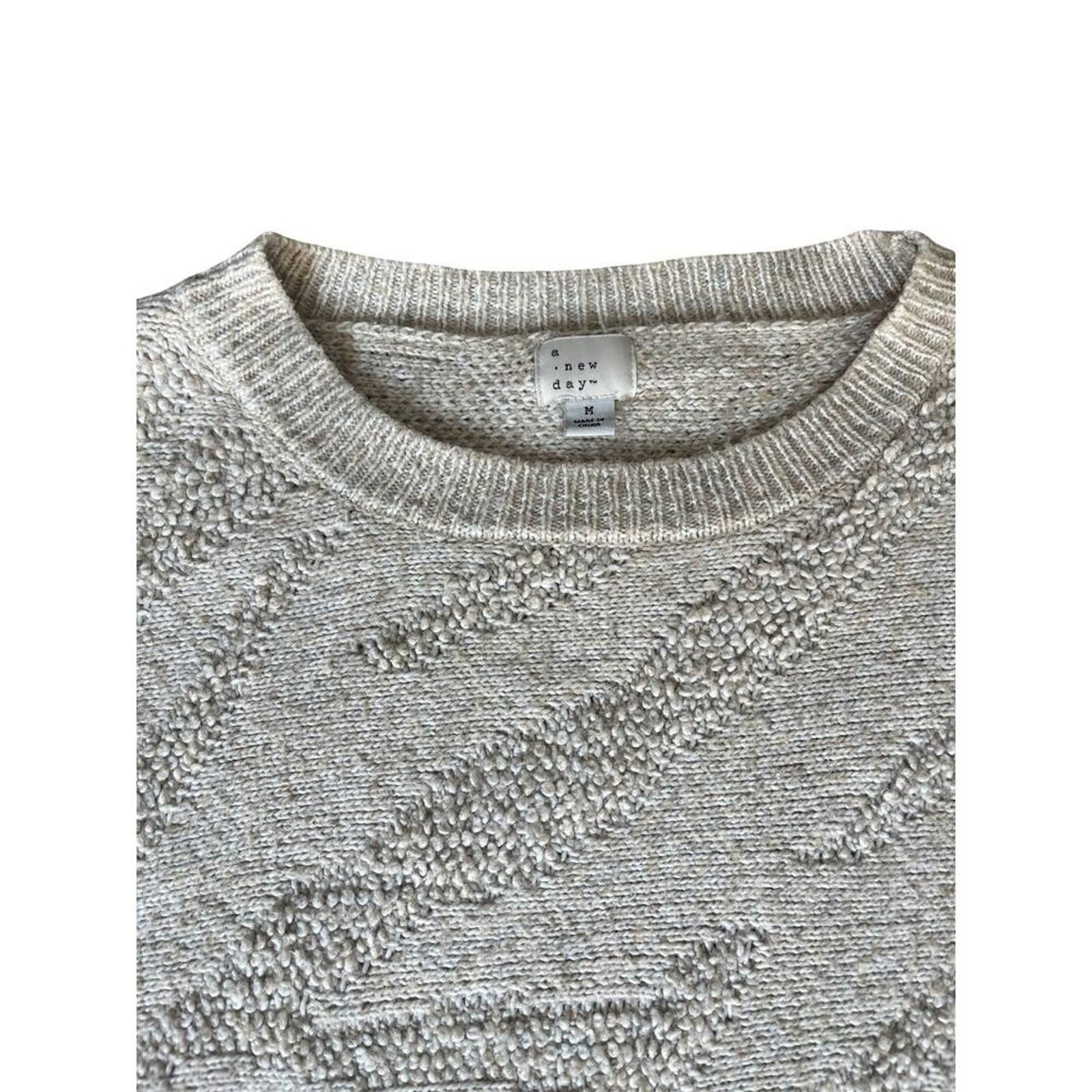 Other Cozy Women's Sweater - Soft Textured Knit Pullover Size M / US 6-8 / IT 42-44 - 4 Thumbnail