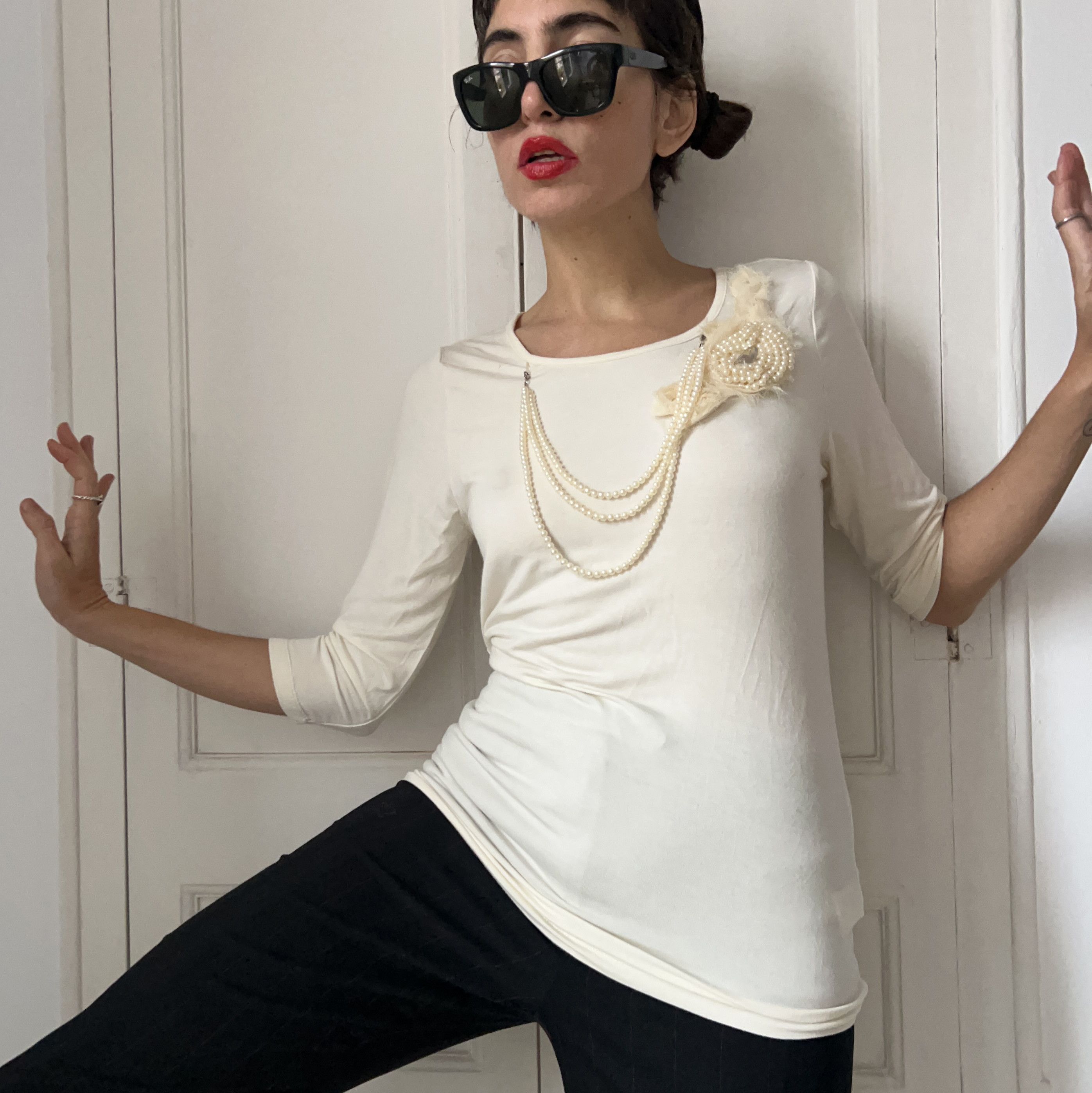 Vintage Y2K Pearl Applique Top