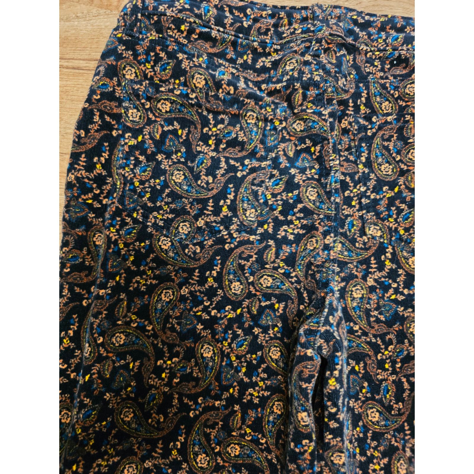 Croft & Barrow Croft & Barrow Paisley Corduroy Pants Floral Multicolor 10P Size US 30 / EU 46 - 7 Thumbnail