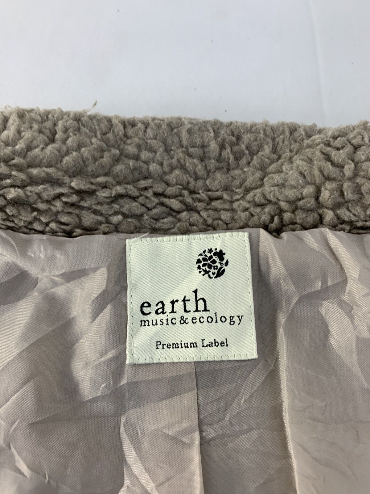 Japanese Brand Earth Music & Ecology Sherpa Deep Pile Padded Sherling Size US M / EU 48-50 / 2 - 7 Thumbnail