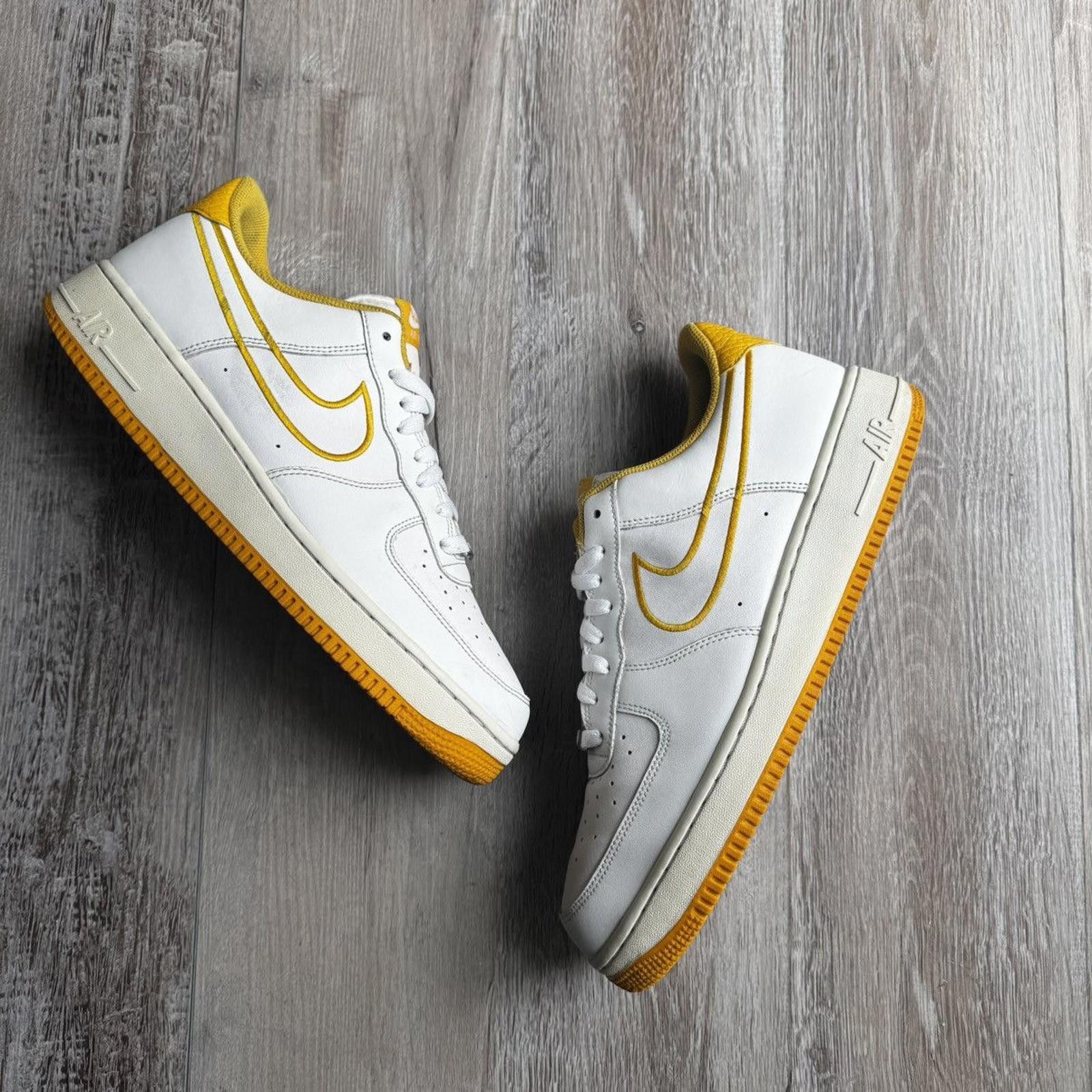 Nike NIKE • Air Force 1 Low "White Yellow Ochre" (12M) Size US 12 / EU 45 - 9 Thumbnail