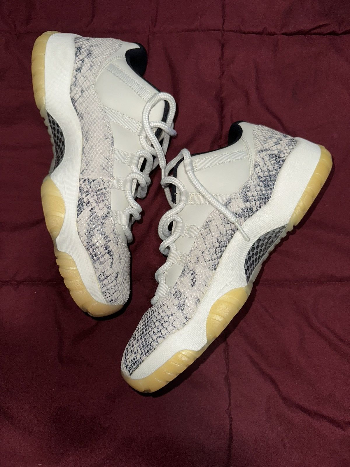 Jordan Brand Jordan 11 low snake skin bone🐍🦴 Size US 10 / EU 43 - 3 Thumbnail