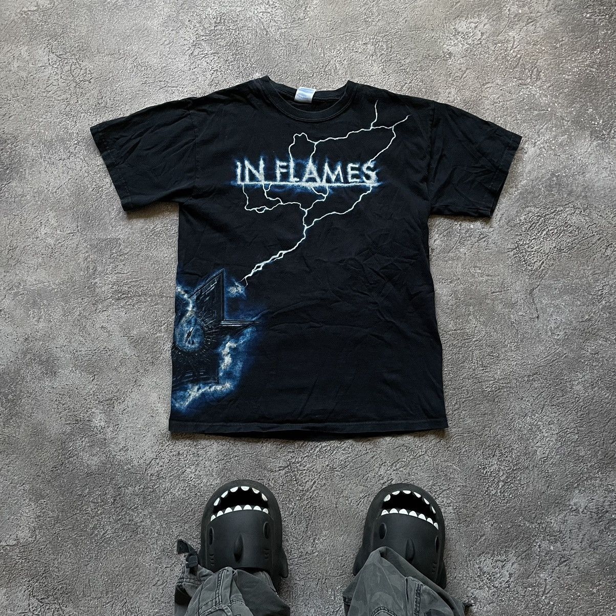 Vintage Vintage Y2K In Flames Band Graphic Tee Grunge Streetwear M Size US M / EU 48-50 / 2 - 1 Thumbnail
