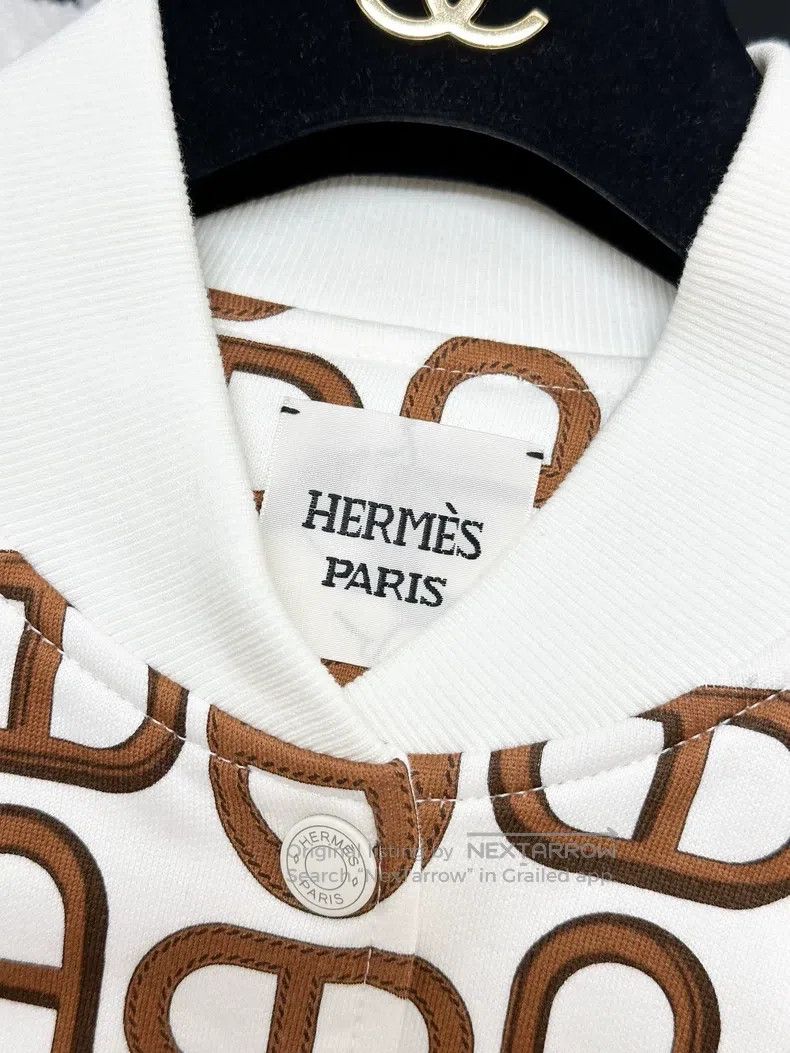 Hermes Hermes White Pig Nose Pattern Long Sleeve Stand Collar Bas Size XS / US 0-2 / IT 36-38 - 4 Thumbnail