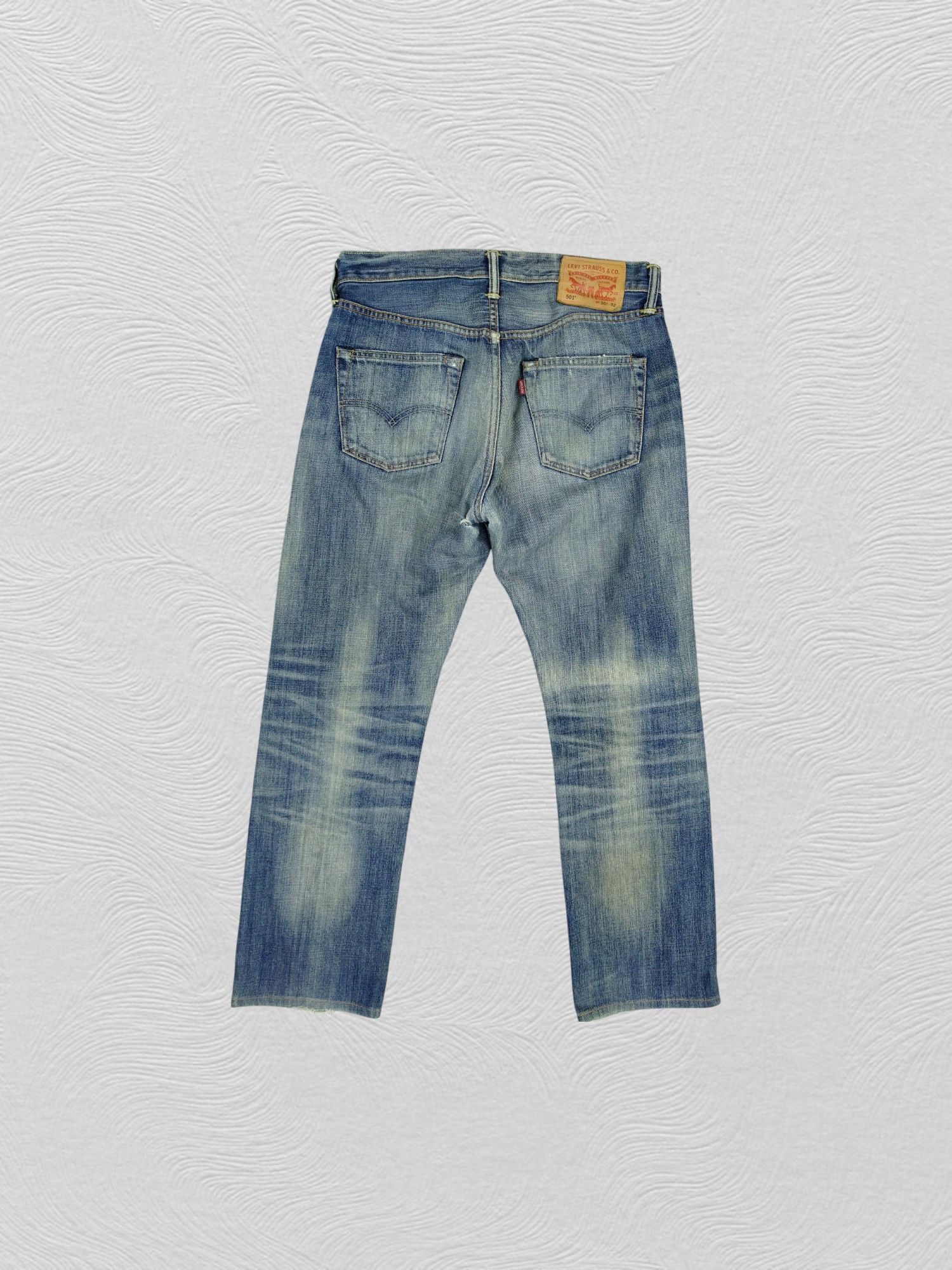 Levi's Vintage Levi's 501 Distressed Whisker Denim 31x28.5 JN699 Size US 31 - 2 Thumbnail