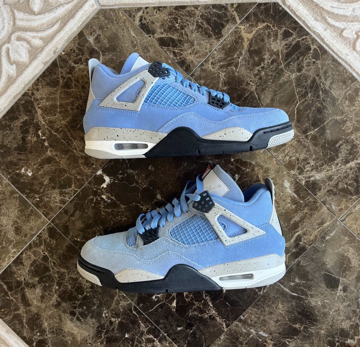 Jordan Brand Air Jordan 4 Retro “University Blue” size 8.5 READ BELOW Size US 8.5 / EU 41-42 - 2 Thumbnail