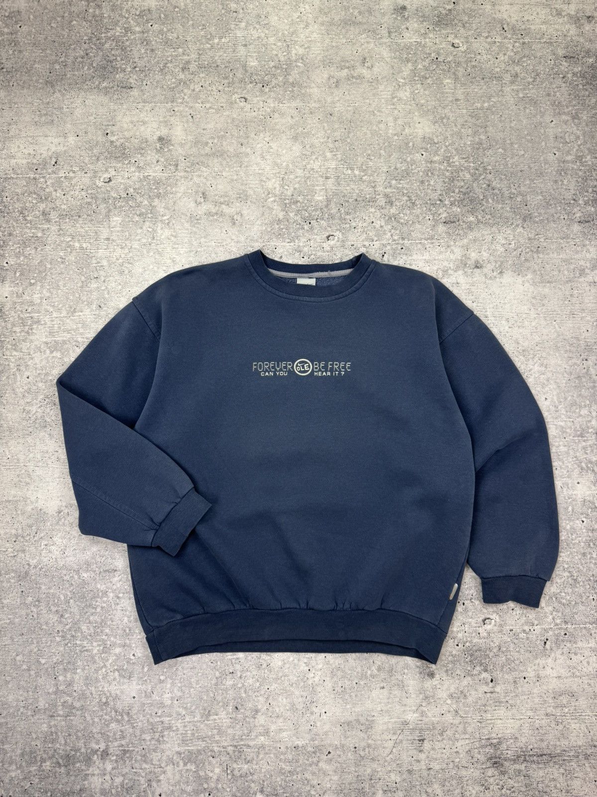 Nike Vintage Nike Central Big Reflective Logo Y2K Sweatshirt M Size US M / EU 48-50 / 2 - 1 Thumbnail