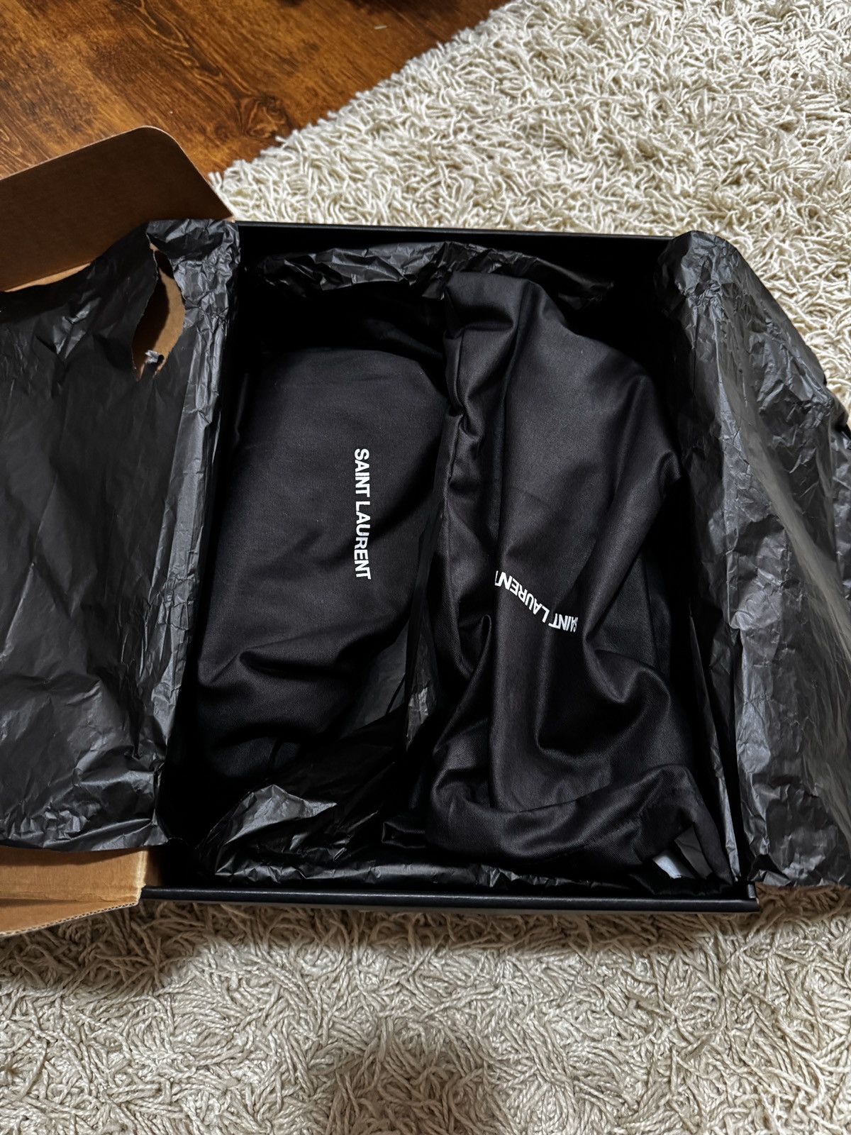 Saint Laurent Paris Saint Laurent Court Clasic SL 39 Size US 7 / EU 40 - 14 Thumbnail