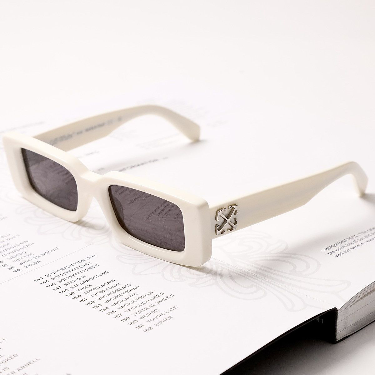 Off-White OFF WHITE ARTHUR SS24 SUNGLASSES Size ONE SIZE - 2 Thumbnail