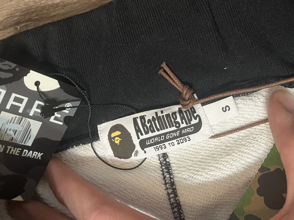 Bape Glow in the Dark Circuit Bape Joggers Size Small Size US 28 / EU 44 - 4 Thumbnail
