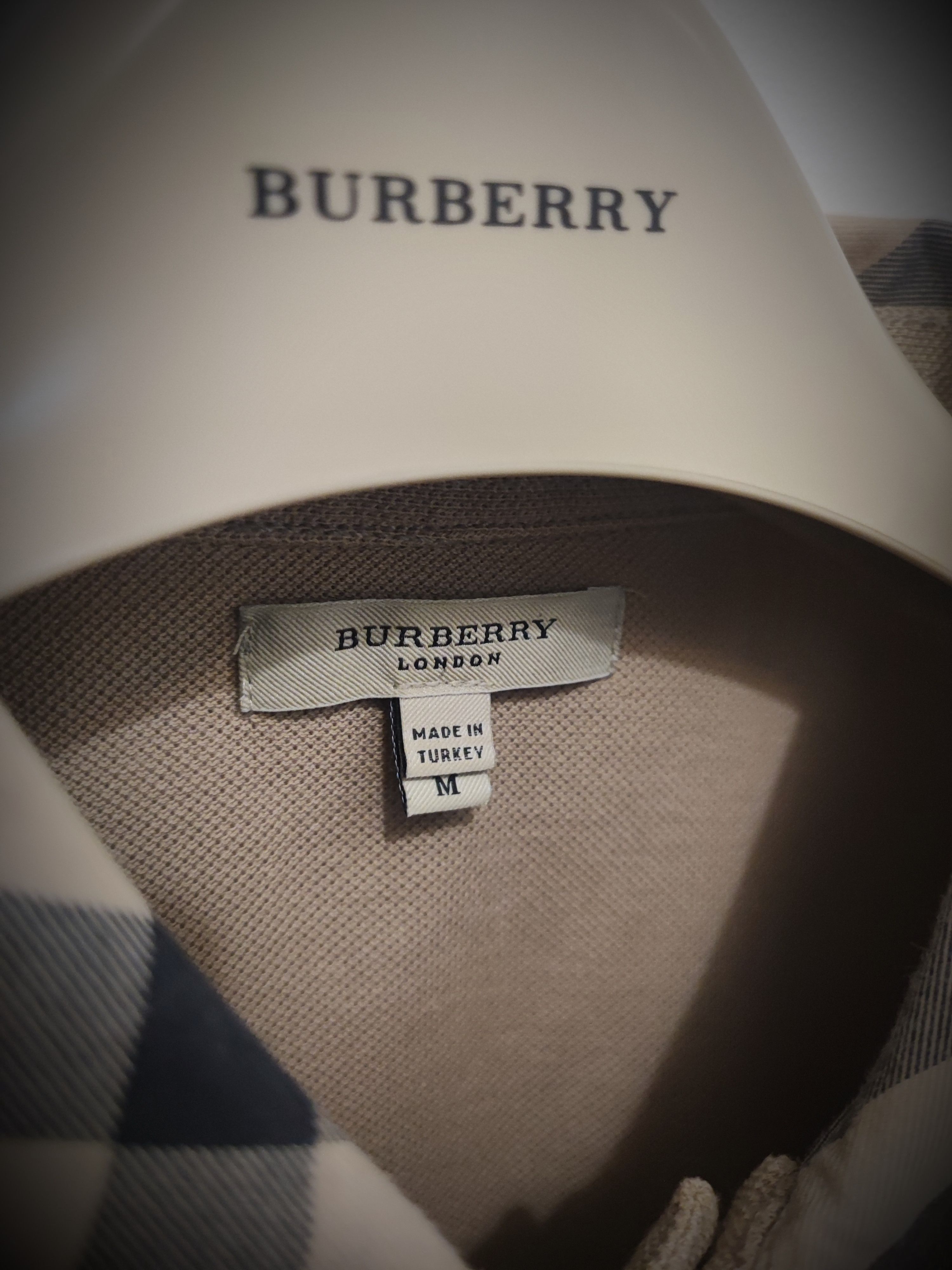 Burberry 🔥 Burberry Polo size M tan 🔥 Size US M / EU 48-50 / 2 - 3 Thumbnail