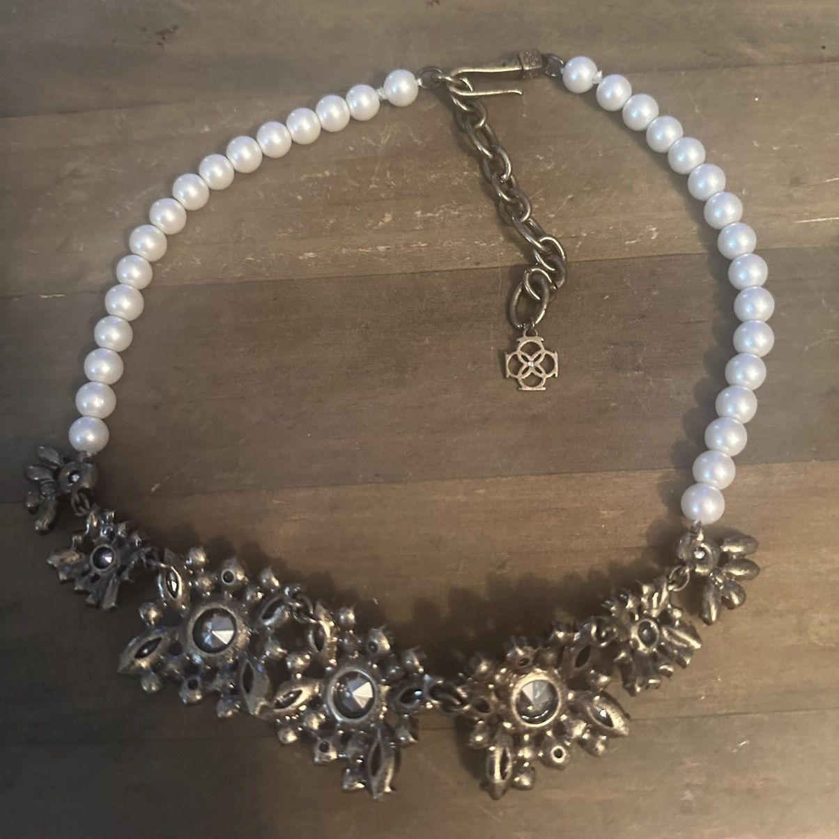 Ann Taylor Vintage Ann Taylor floral gemstone pearl statement necklace Size ONE SIZE - 2 Thumbnail