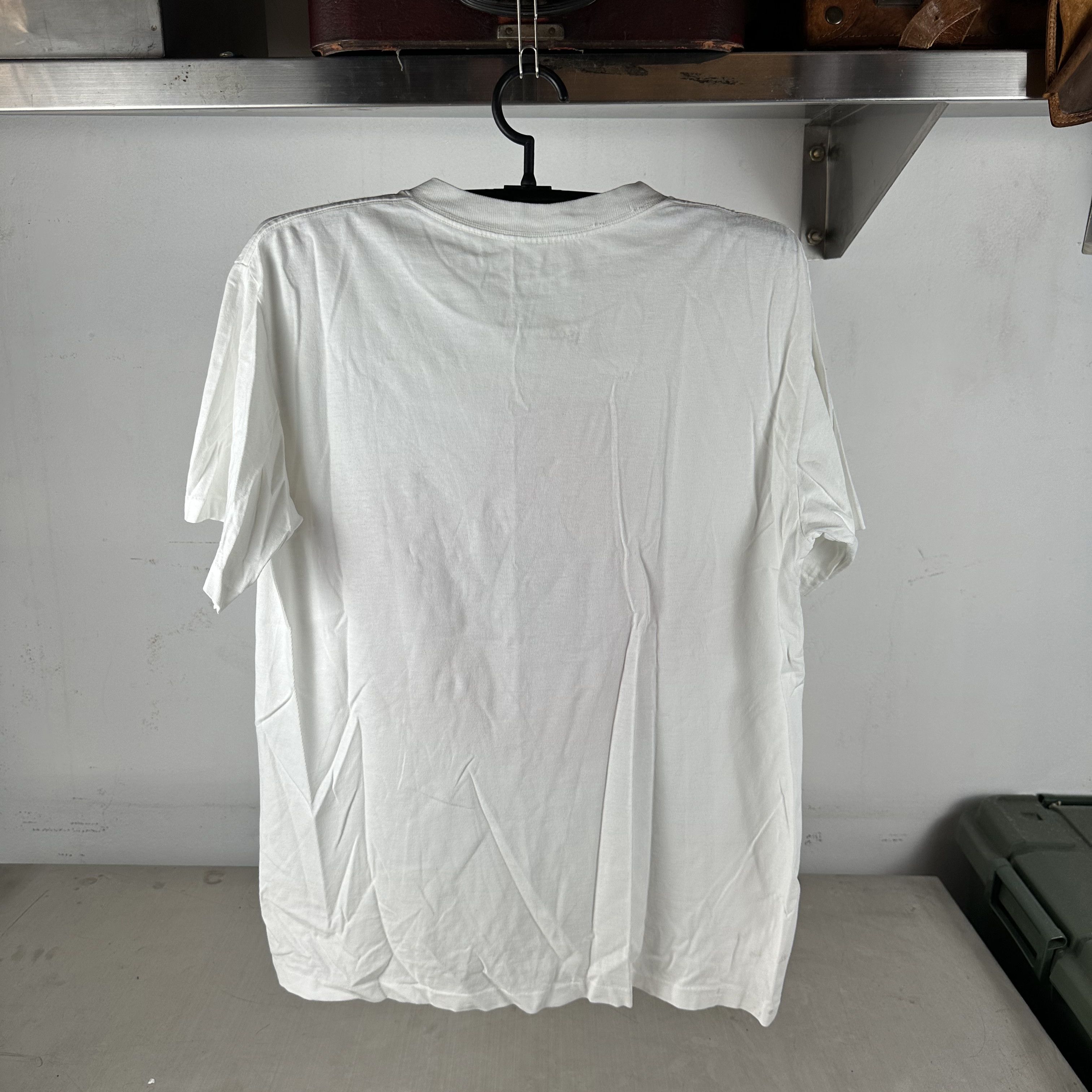 Vintage Vintage 90s Hibiscus Flower Gravity Graphics Artwork T-shirt Size US L / EU 52-54 / 3 - 5 Thumbnail
