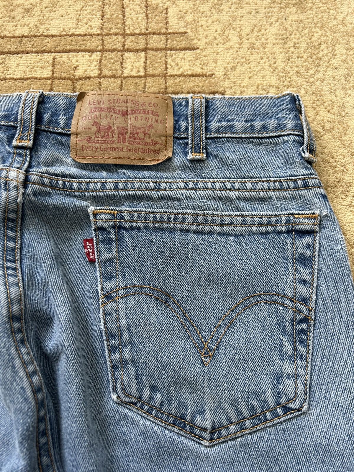 Levi's Vintage 90s Levis 550 Faded Light Wash Jeans Size US 34 / EU 50 - 5 Thumbnail