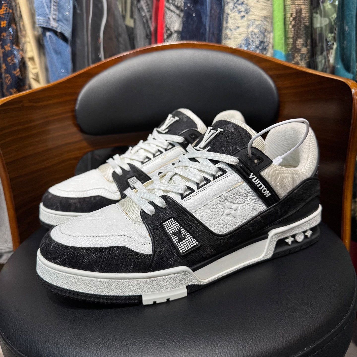 Louis Vuitton Louis Vuitton Training Denim Black Lowtop Sneakers 10.5 Men Size US 10.5 / EU 43-44 - 1 Thumbnail