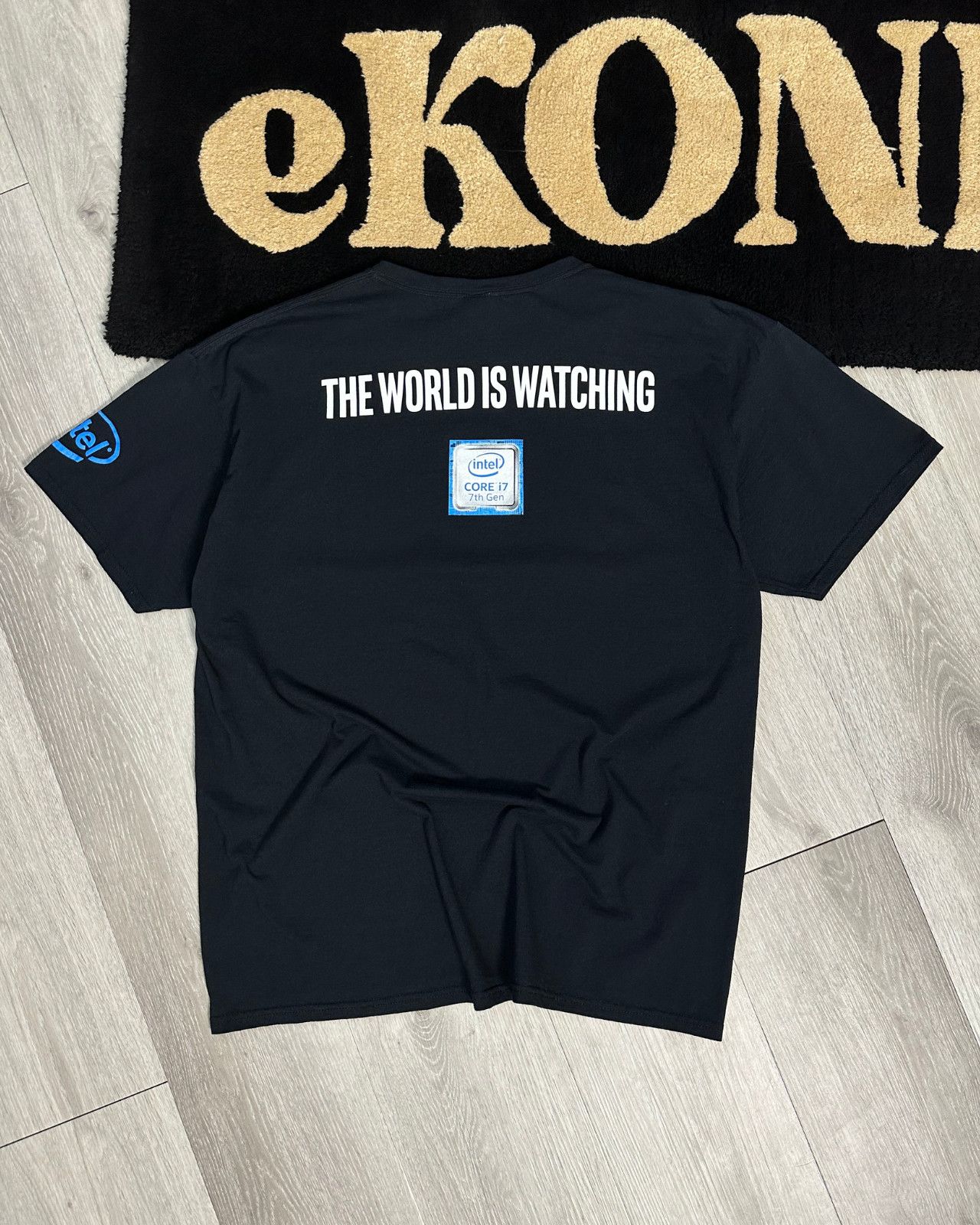 Fruit Of The Loom × Microsoft Intel Core i7 7th Gen STREAM Tech Promo T-Shirt - Size XL Size US XL / EU 56 / 4 - 2 Thumbnail