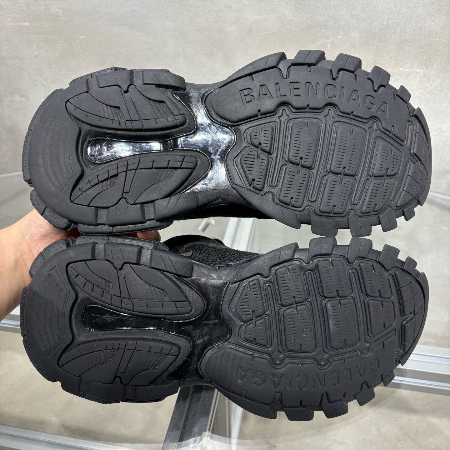 Balenciaga Balenciaga Track 3.0 Vintage Black Sneakers| Size US 10 / EU 43 - 7 Thumbnail