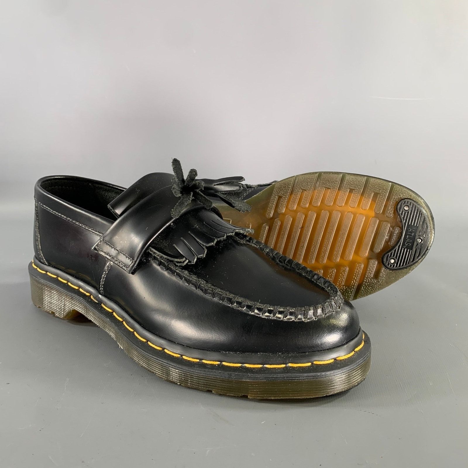 Dr. Martens DR. MARTENS Size 9 Black Leather Eyelash & Tassel Loafers Size US 9 / EU 42 - 5 Thumbnail
