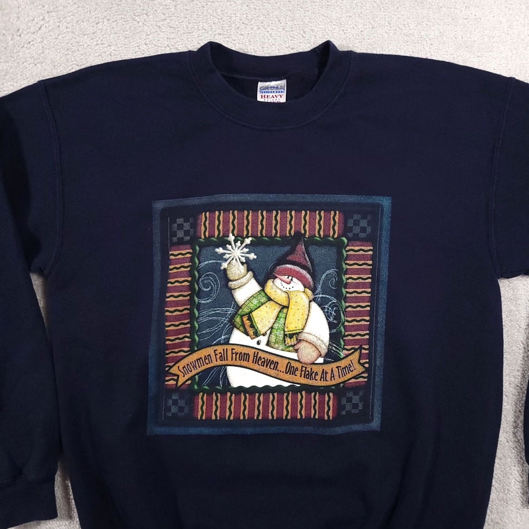 Gildan VINTAGE Grandma Crewneck Sweatshirt Womens Medium Navy Blue Snowman Winter Pullover 90s Size M / US 6-8 / IT 42-44 - 3 Thumbnail